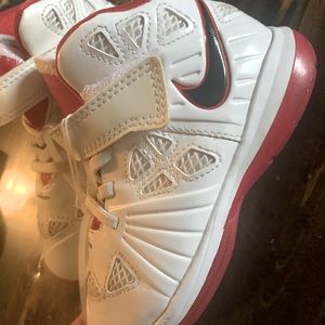 🔥 SOLD 🔥 Toddler Lebrons 🏀